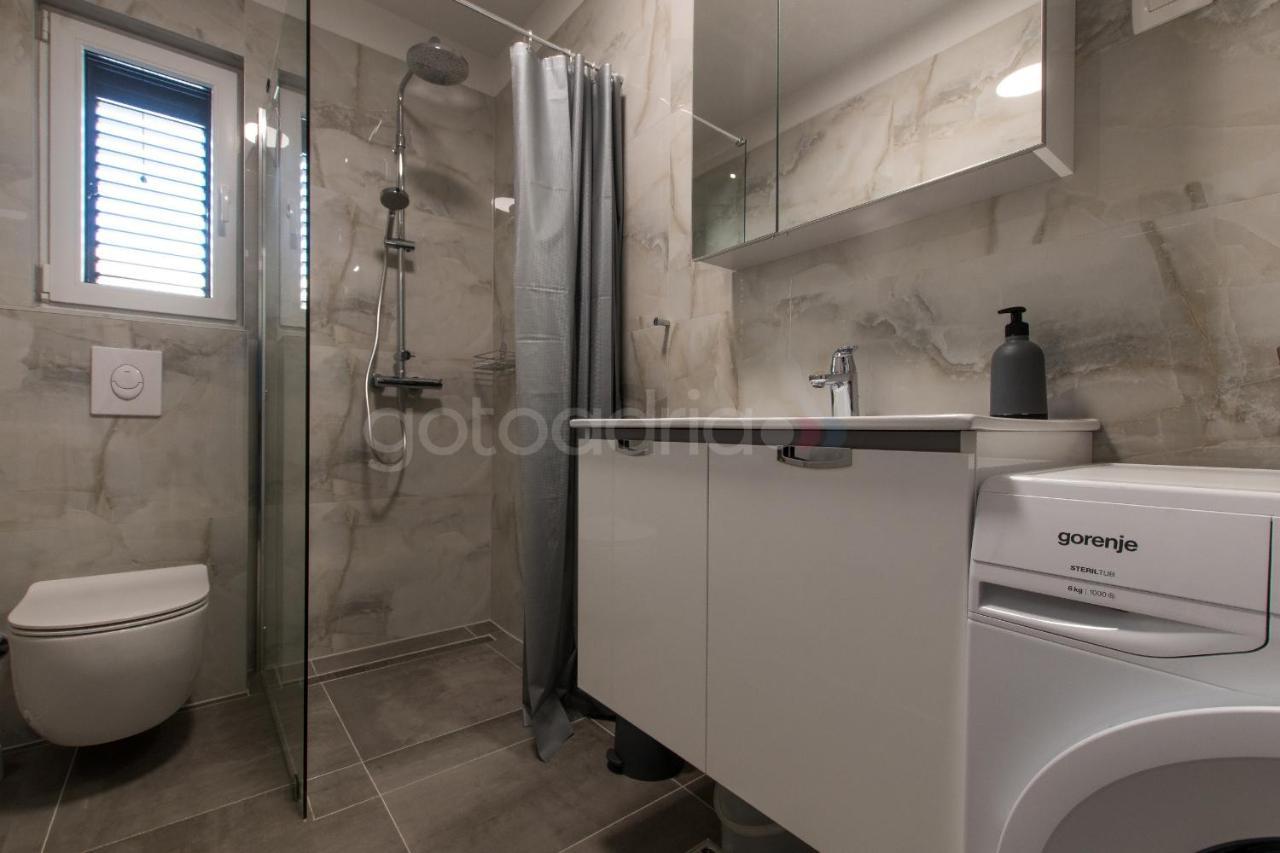 Sea View Apartment Leana Makarska Extérieur photo